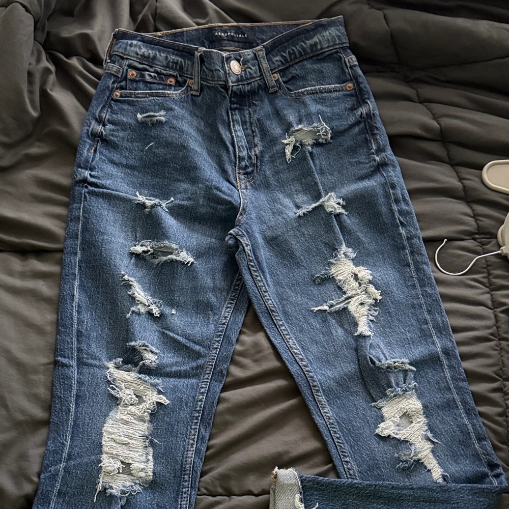 Aeropostale Ripped Dark Blue Mom Jean. Size 0R